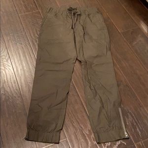 Kenneth Cole green joggers zip ankle Sz M (1)